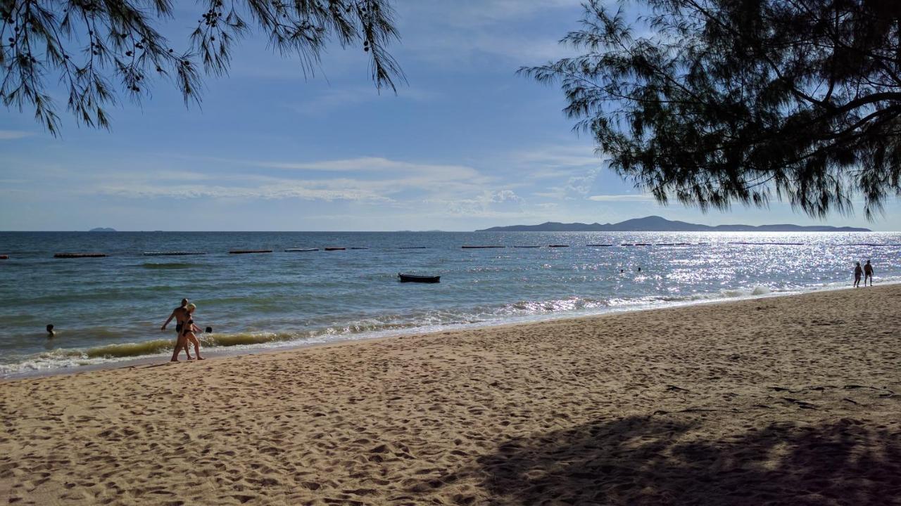 Guestpat Casabella Otel Pattaya Dış mekan fotoğraf